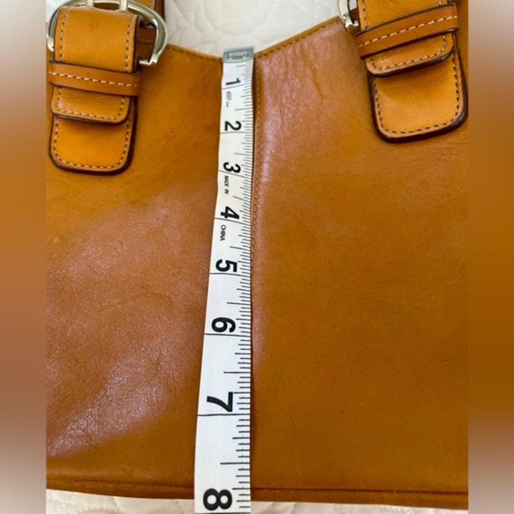 Tignanello Tote Purse with silver buckle detail - Picture 6 of 15